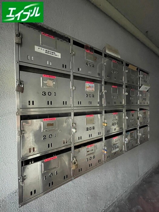 物件外観写真4　(建物設備)