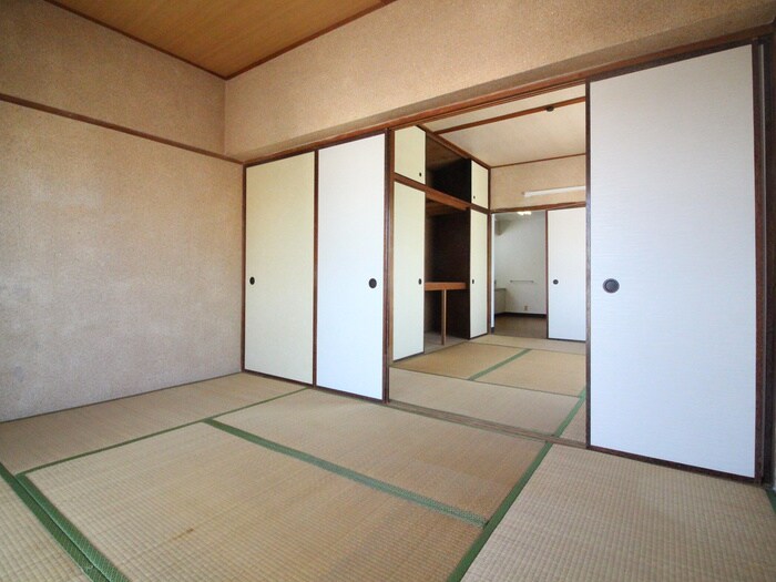 物件内観写真18　(居室)