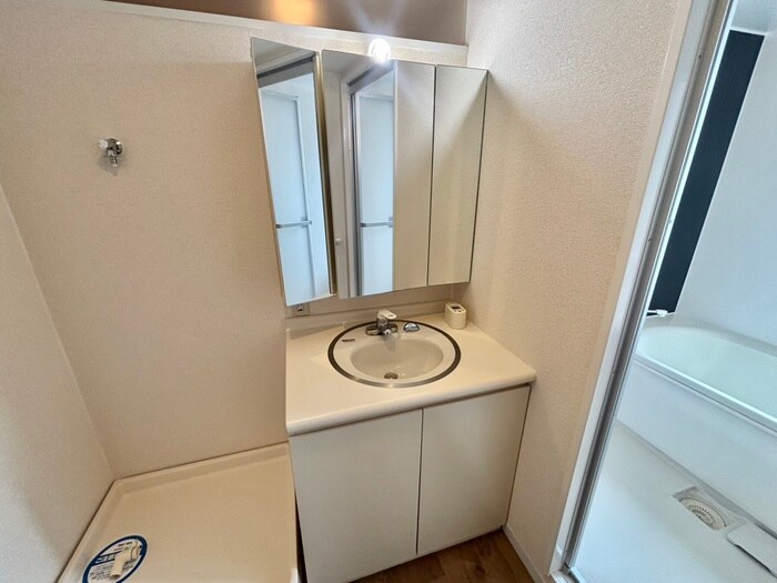 物件内観写真11　(洗面)