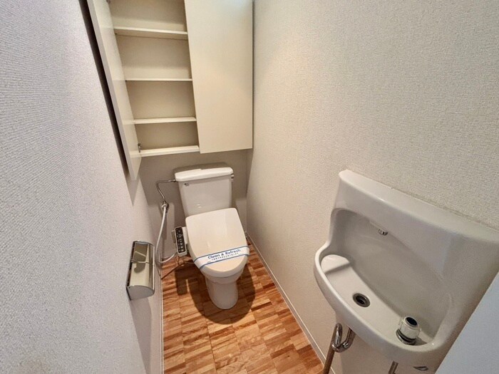 物件内観写真12　(トイレ)