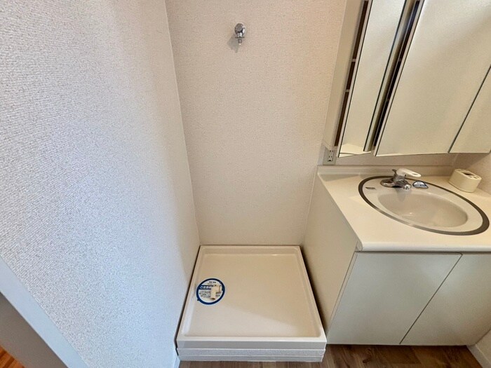 物件内観写真20　(洗濯機置場)