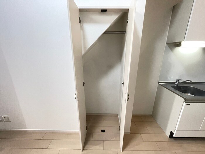 物件内観写真11　(収納)