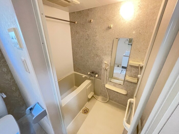 物件内観写真13　(バス／シャワールーム等)
