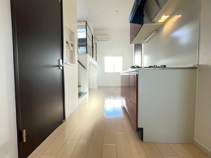 物件内観写真17　(廊下)