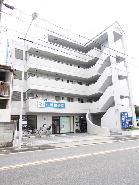 ハイテック横地外観写真