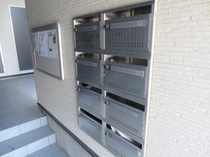 物件外観写真6　(建物設備)