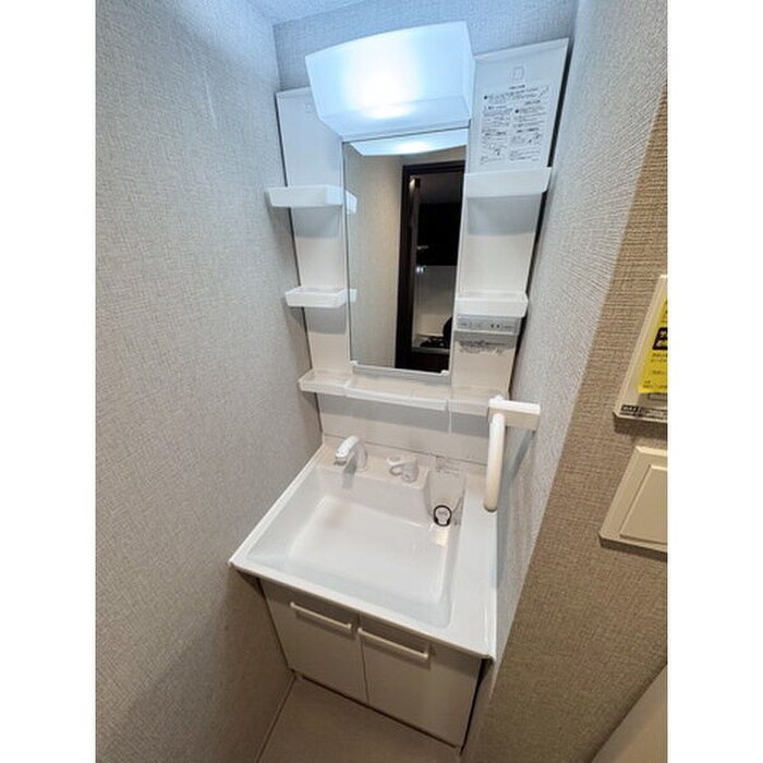 物件内観写真10　(洗面)