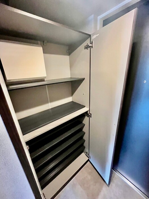 物件内観写真14　(靴箱)