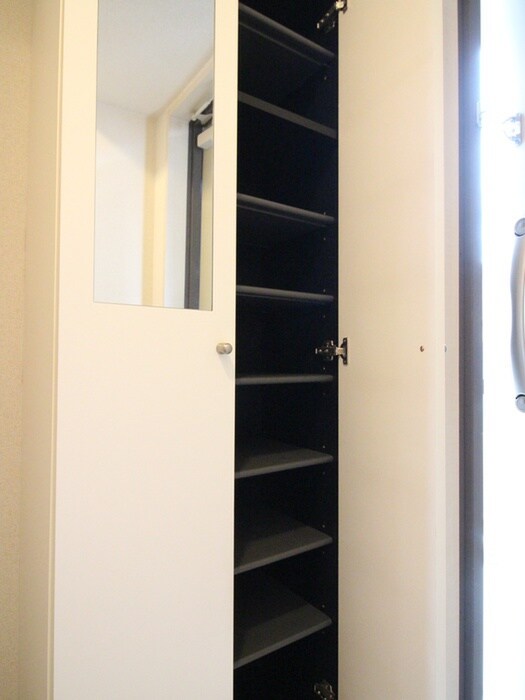 物件内観写真17　(室内からの展望)