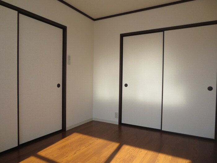 物件内観写真18　(居室)