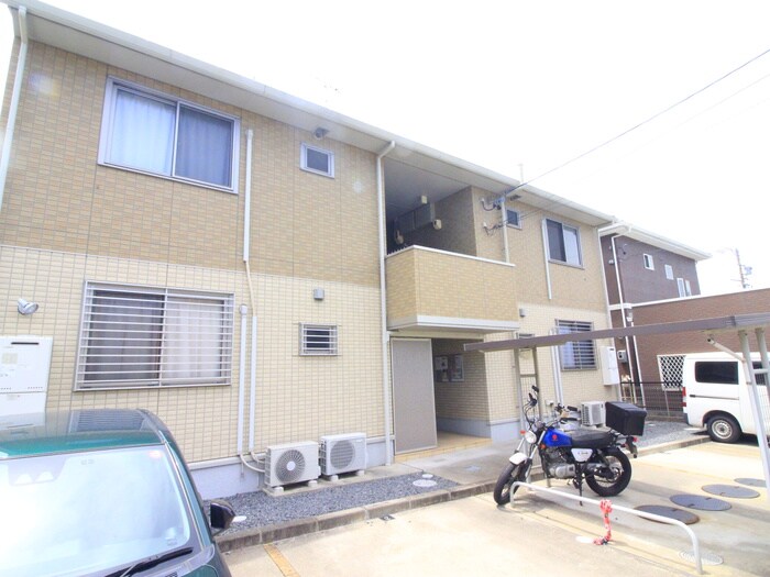 物件外観写真1　(外観写真)