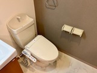 物件内観写真9　(トイレ)