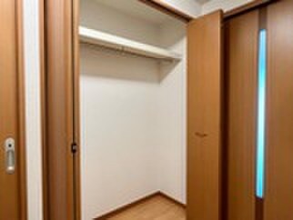 物件内観写真17　(収納)