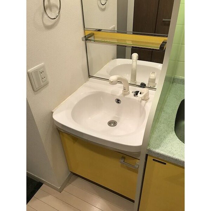 物件内観写真9　(洗面)