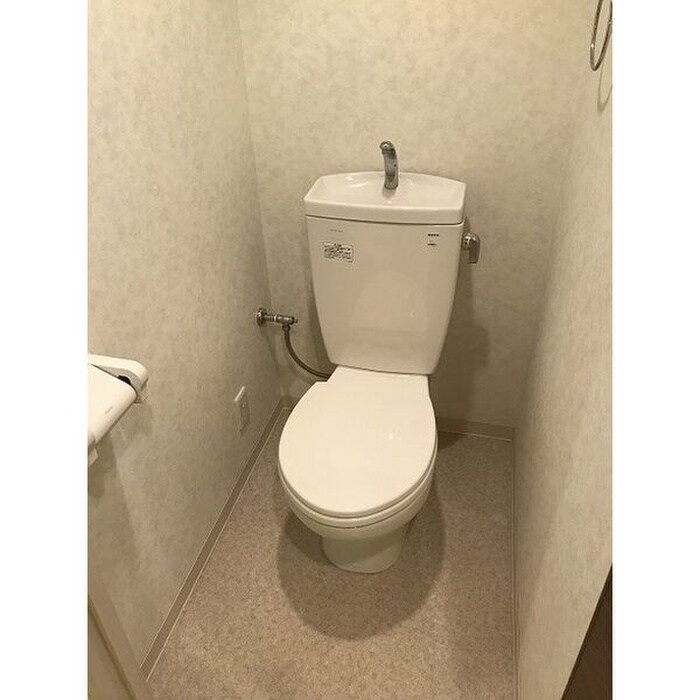 物件内観写真12　(トイレ)