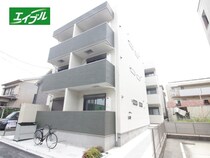 Cherim鶴里の外観写真