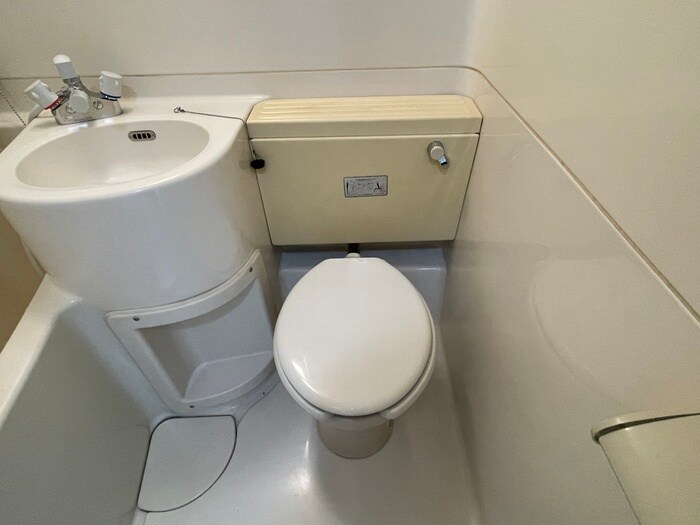 物件内観写真14　(トイレ)