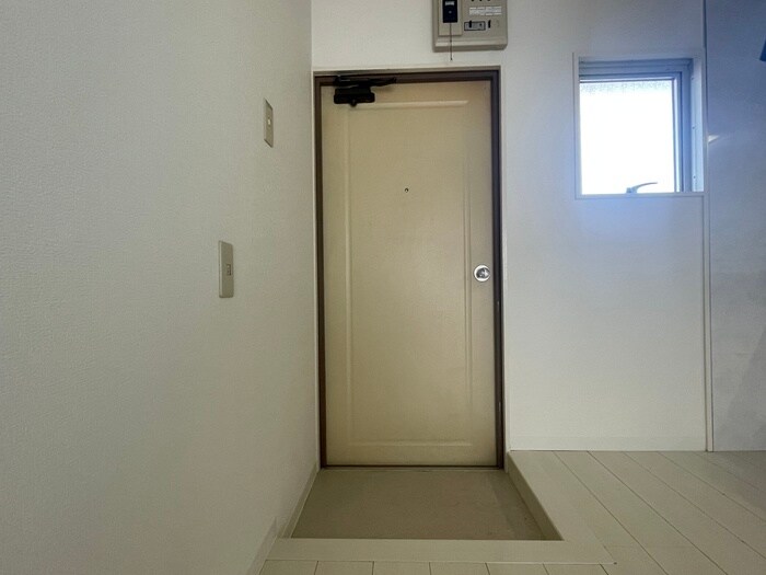 物件内観写真20　(玄関)