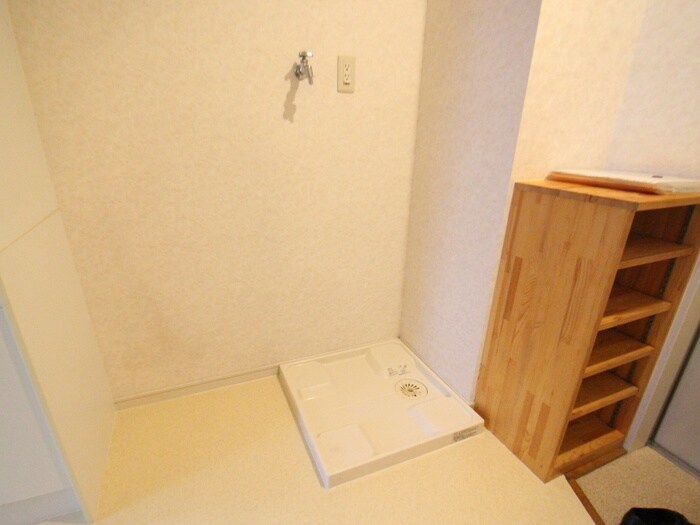 物件内観写真13　(洗濯機置場)