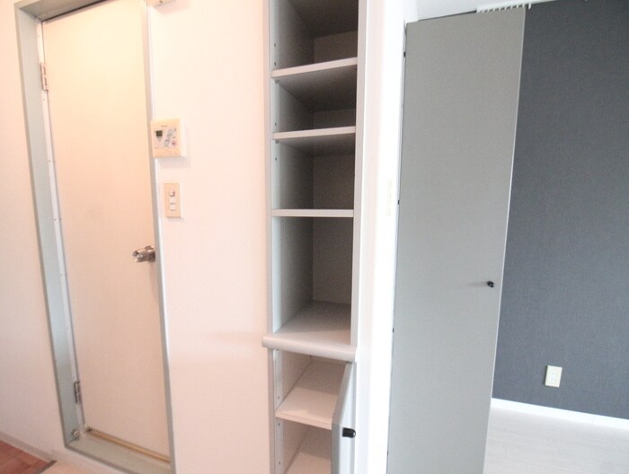 物件内観写真16　(収納)
