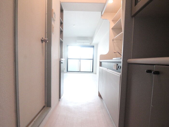 物件内観写真22　(廊下)