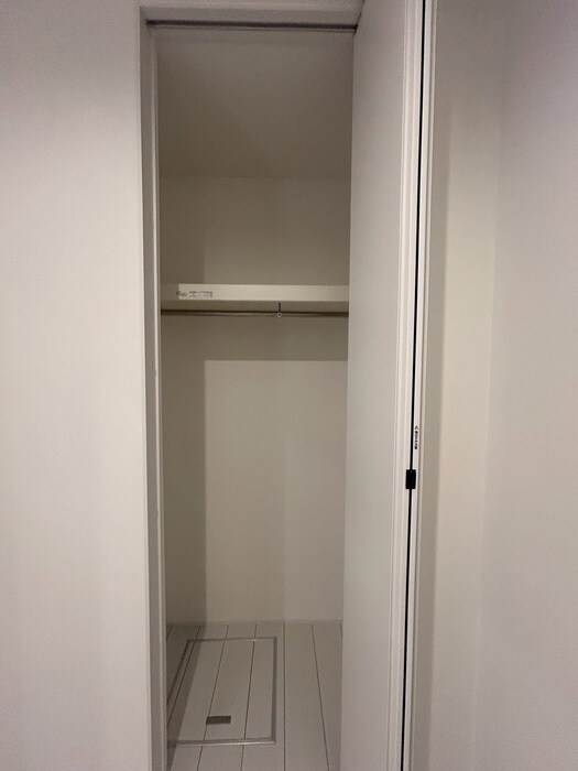 物件内観写真15　(収納)