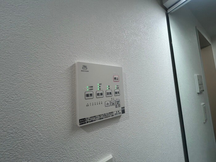 物件内観写真18　(廊下)