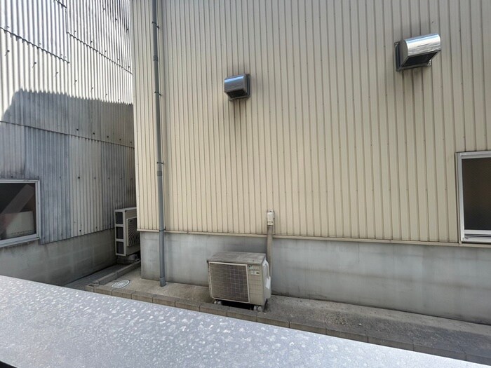 物件内観写真21　(室内からの展望)