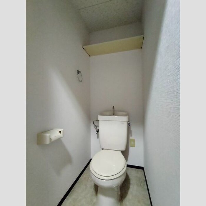 物件内観写真9　(トイレ)