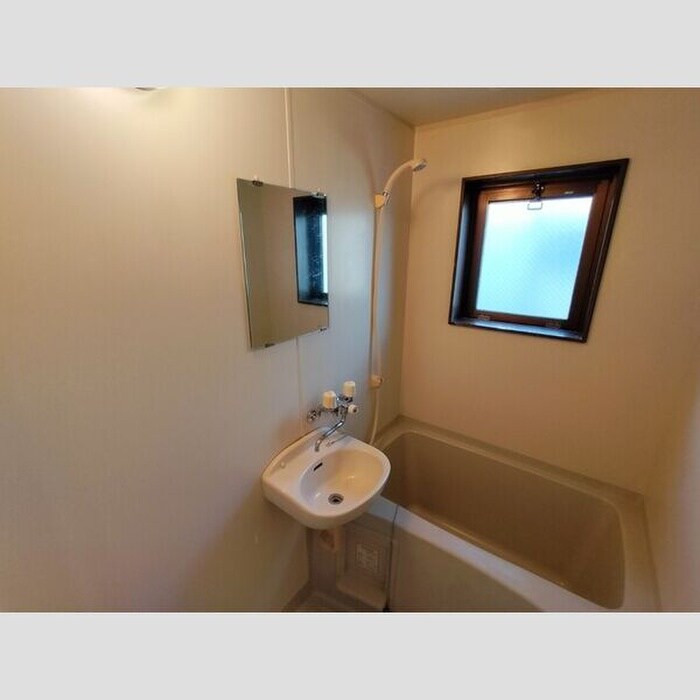 物件内観写真10　(洗面)