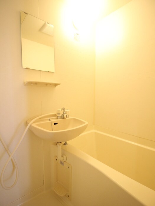 物件内観写真11　(バス／シャワールーム等)