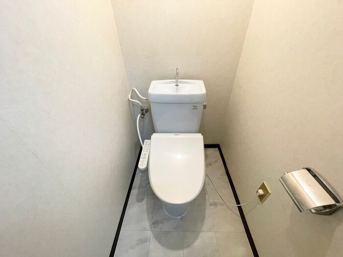 物件内観写真13　(トイレ)