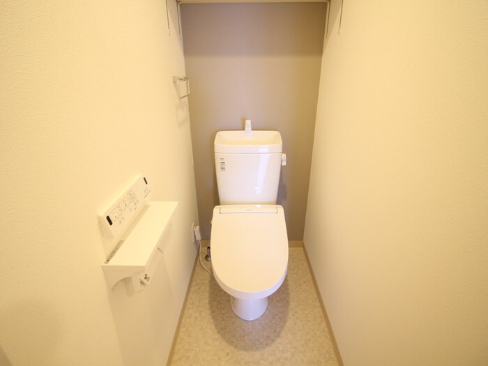 物件内観写真12　(トイレ)