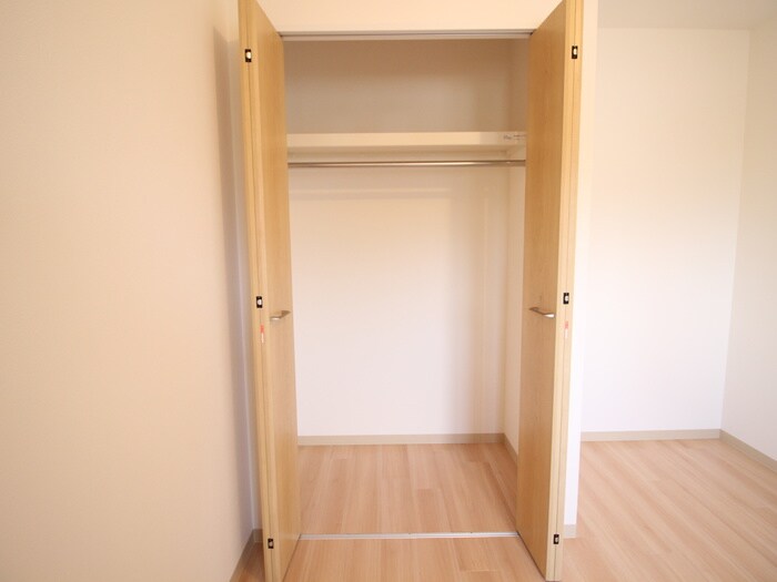 物件内観写真16　(収納)