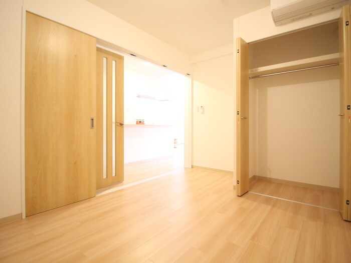 物件内観写真19　(居室)