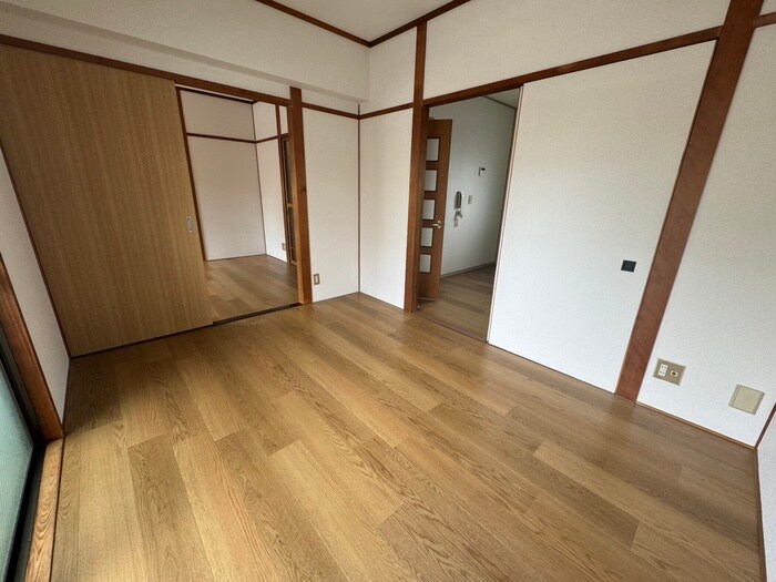 物件内観写真8　(居室)