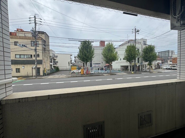 物件内観写真21　(室内からの展望)