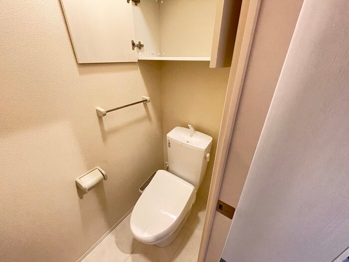 物件内観写真16　(トイレ)