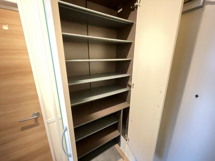 物件内観写真17　(靴箱)