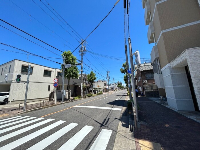 物件外観写真6　(周辺環境)