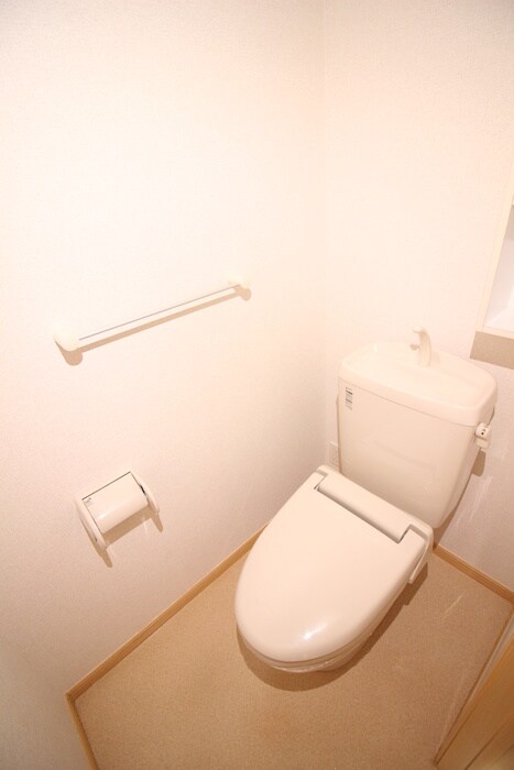 物件内観写真17　(トイレ)