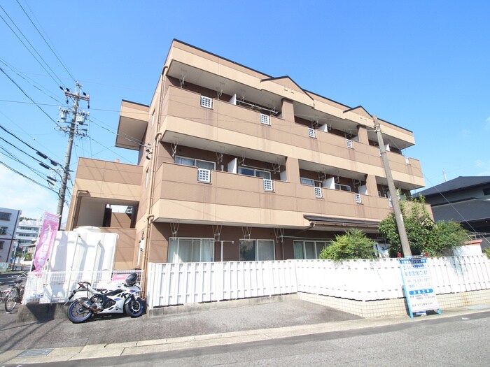 物件外観写真3　(外観写真)