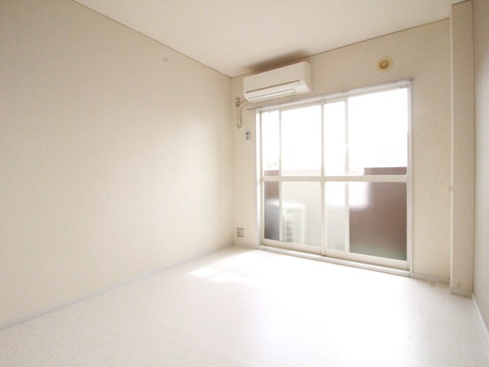 物件内観写真11　(居室)