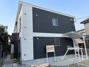 ストーンハイツ外観写真