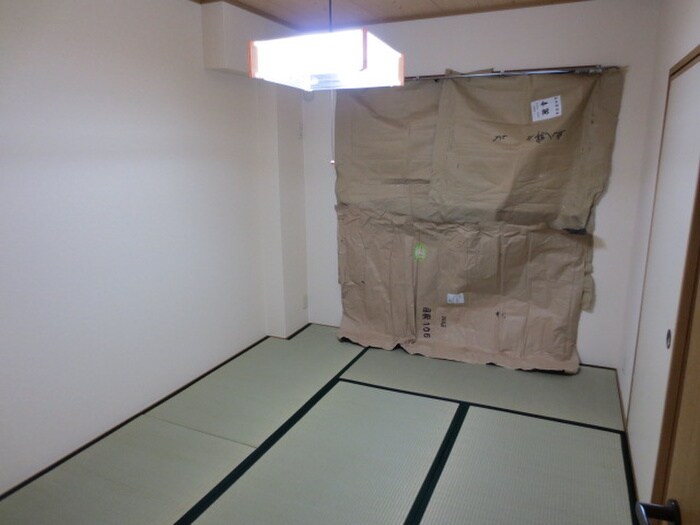 物件内観写真10　(居室)