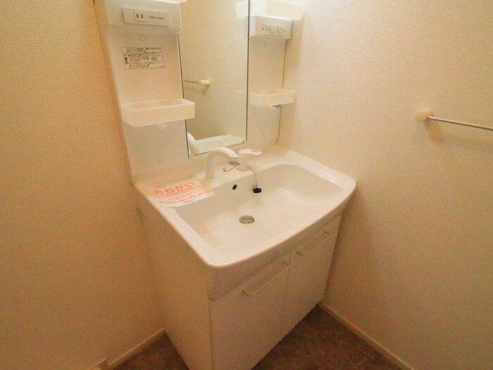 物件内観写真10　(洗面)