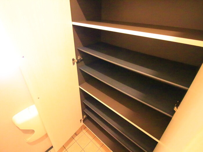 物件内観写真22　(靴箱)