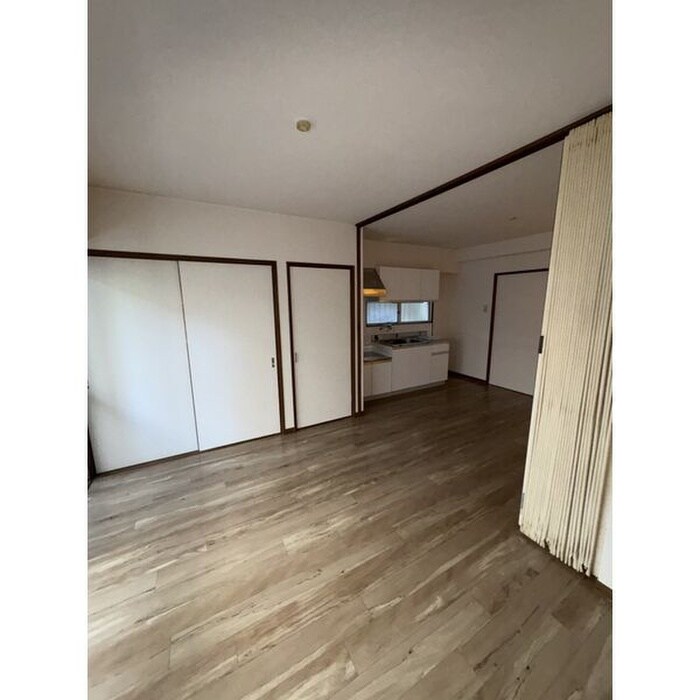 物件内観写真13　(居室)