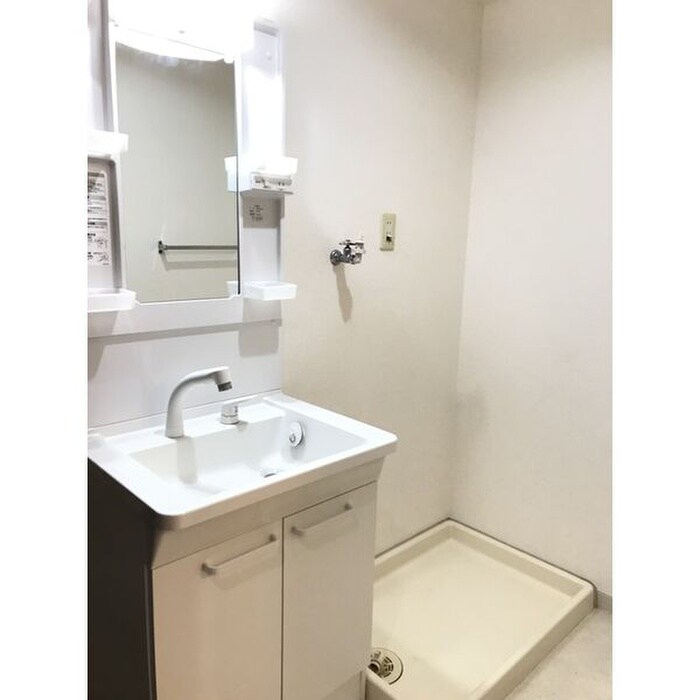 物件内観写真12　(洗面)