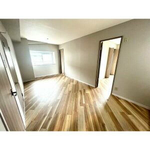 物件内観写真9　(内観写真)